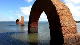 Andy Goldsworthy, Arches 2005, Gibbs Farm; photo by Rob Garrett