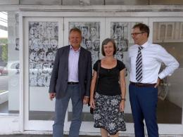 Boguslaw Nowak (Hon Polish Consul), Kathryn Stevens, and Zbigniew Gniatkowski (Poland's Ambassador to NZ), 3 December 2015; photo courtesy of PL Embassy