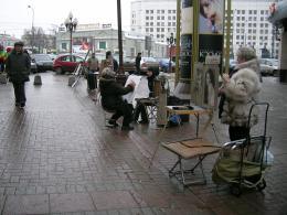 Street artists, Old Arbat, Moscow, photo by Rob Garrett