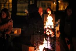 Enjoying open fires at resting spots; photo by Ewelina Gerke & Jacek Latarski