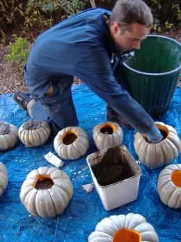 Gaby Julio Montejo, work in progress, NZ Sculpture OnShore exhibition 2008, photo courtesy of the artist