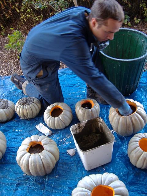 Gaby Julio Montejo, work in progress, NZ Sculpture OnShore exhibition 2008, photo courtesy of the artist