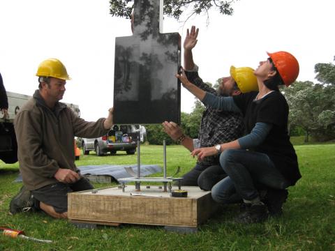 Gill Gatfield installing The Snake Charmer 2012, NZ Sculpture OnShore 2012; photo by Rob Garrett