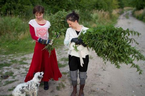 Kasia Swinarska & Grazyna Rigall collecting material for The Witches Herbarium, 2013