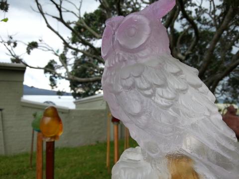 Lou Pendergrast-Mathieson and Aja Pendergrast, What a Hoot (detail) 2012, NZ Sculpture OnShore 2012; photo by Rob Garrett