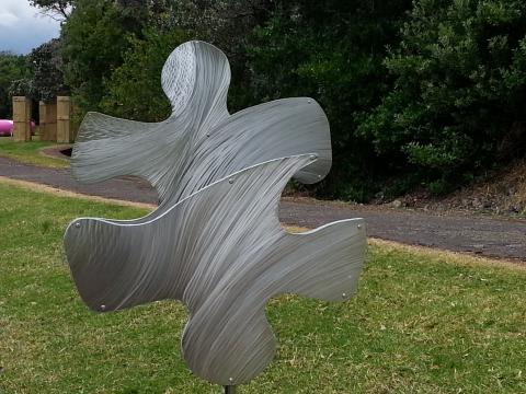 Murray Swan, I Saw a Jigsaw 2012, NZ Sculpture OnShore exhibition 2012; photo by Rob Garrett