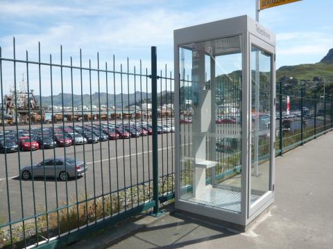 Elmgreen & Dragset, I’m Thinking of You (2008), Norwich Quay, Lyttelton, commissioned for SCAPE 2008; photo by Rob Garrett