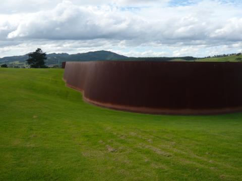 Richard Serra, Te Tuhirangi Contour 1999-2001, Gibbs Farm, photo by Rob Garrett