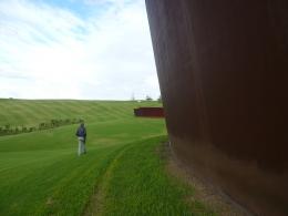 Richard Serra, Te Tuhirangi Contour 1999-2001, Gibbs Farm, photo by Rob Garrett