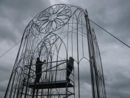 Rosy Harray, NZ Sculpture OnShore exhibition 2008, photo by Rob Garrett