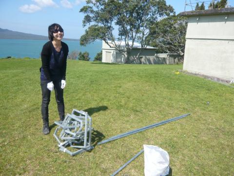 Yona Lee, NZ Sculpture OnShore exhibition 2010, photo by Rob Garrett